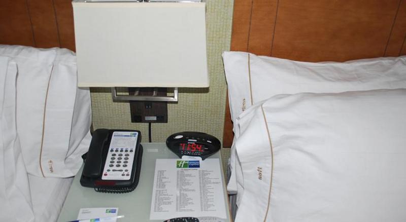 Holiday Inn Express Manhattan Midtown West By Ihg New York Eksteriør bilde